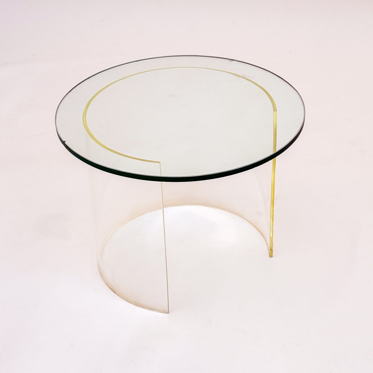 Round glass table